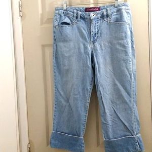 Gloria Vanderbilt Women's jeans, size 14P